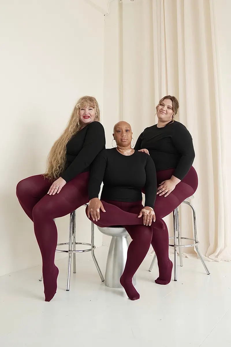 120 Denier Super-Opaque Tights - Cherry