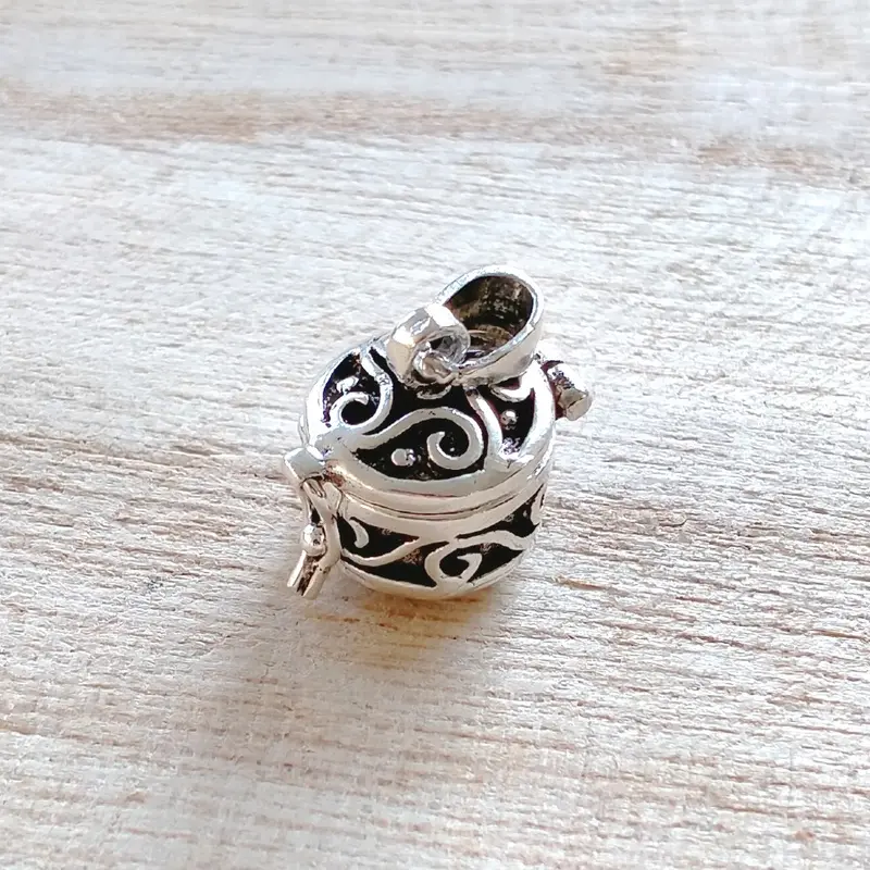 Ashanger, askoker zilver