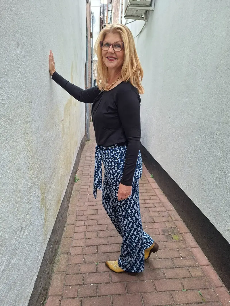 Balloon Top - effen zwart lange mouw- viscose