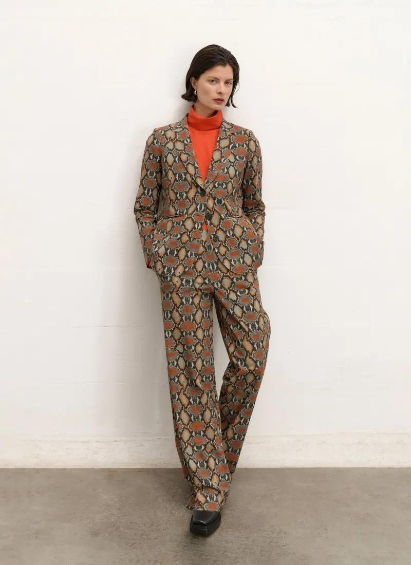 Blazer | Heavy Travel | Toku | Cobra Orange