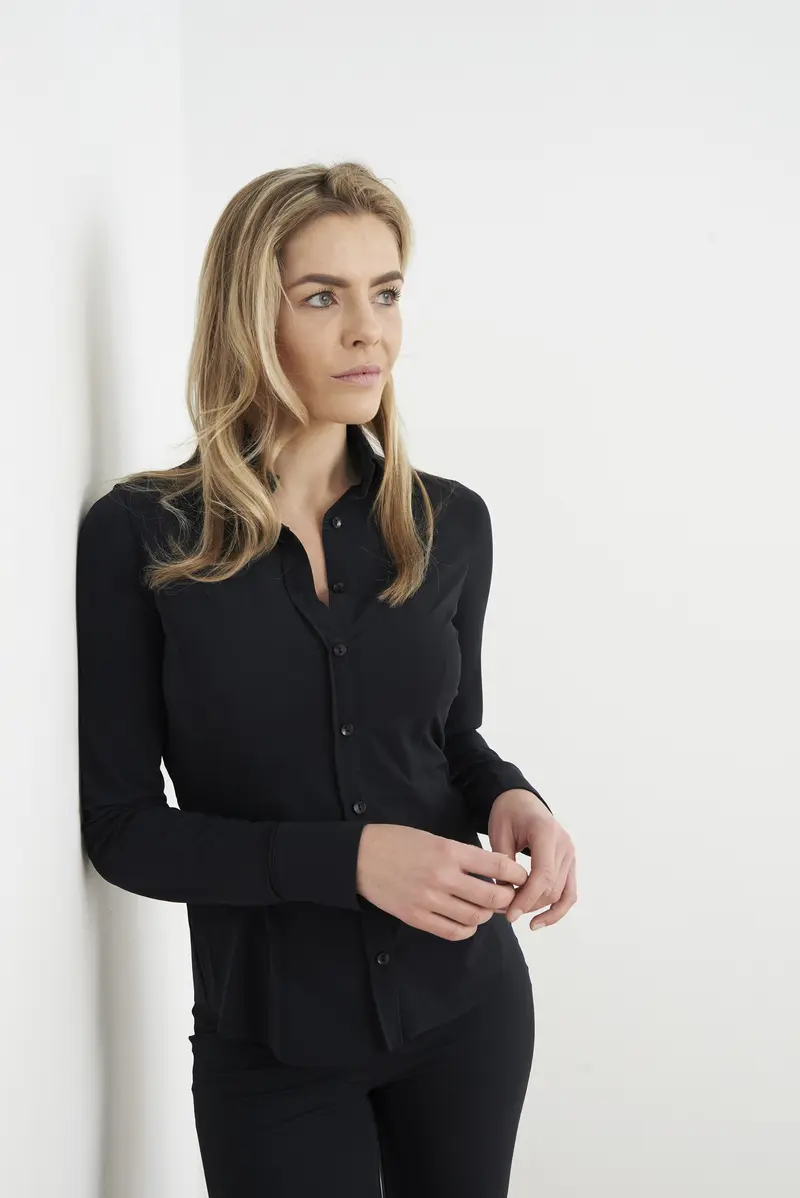 Blouse | Regular Travel | Ayaka Closed | Deep Black