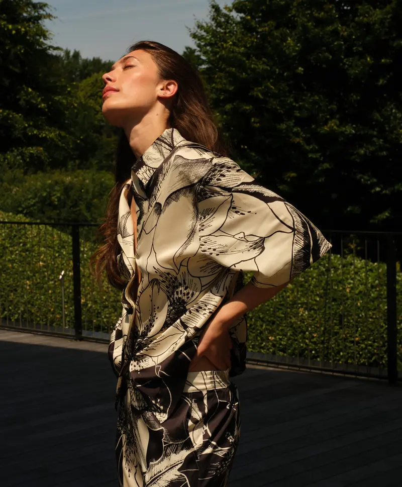 Blouse | Satin Viscose Dessin | Patani Dessin | Ink Blossom