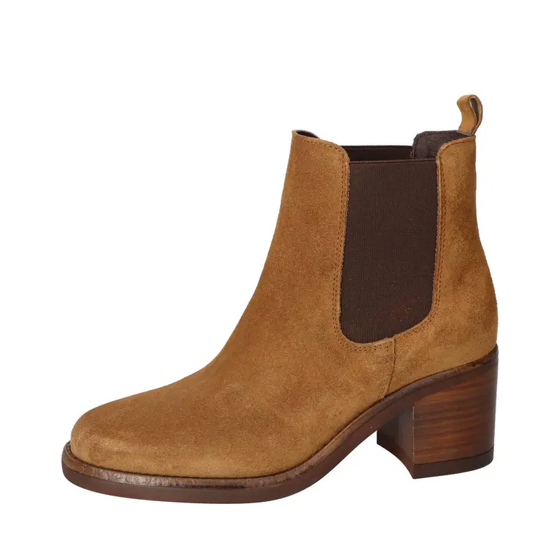 Booties, Cognac
