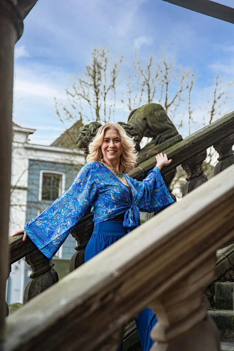 Butterfly wrap cardigan- sky blue- silkmix - wide arms