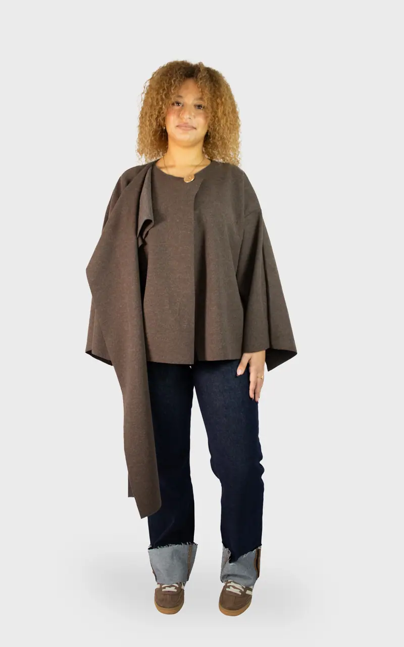 Cape drapée