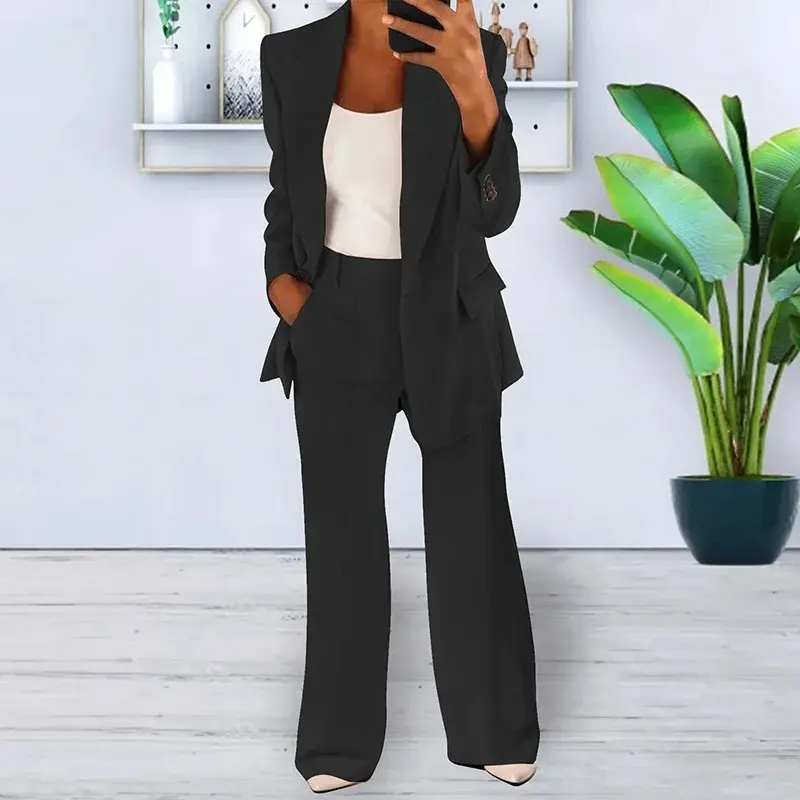 Casual damespak met wijde broek en blazer