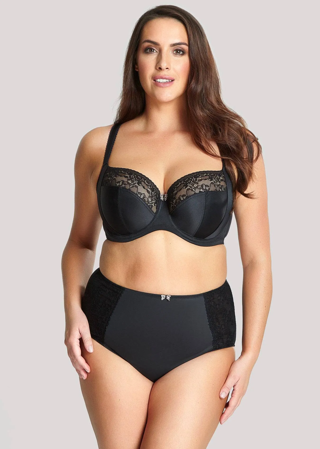 Chi Chi High Waisted Broekje Zwart