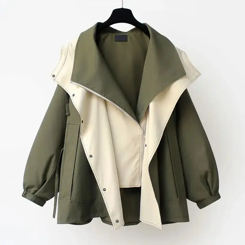 Damesjas met getailleerde elastische taille