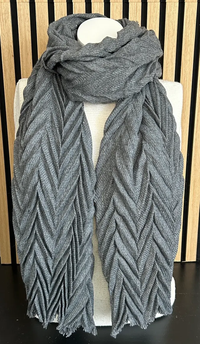 Effen wintersjaal grijs