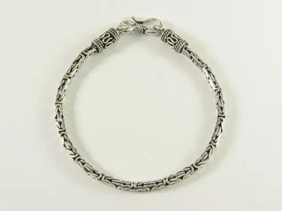 Fijne zilveren armband met koningsschakel