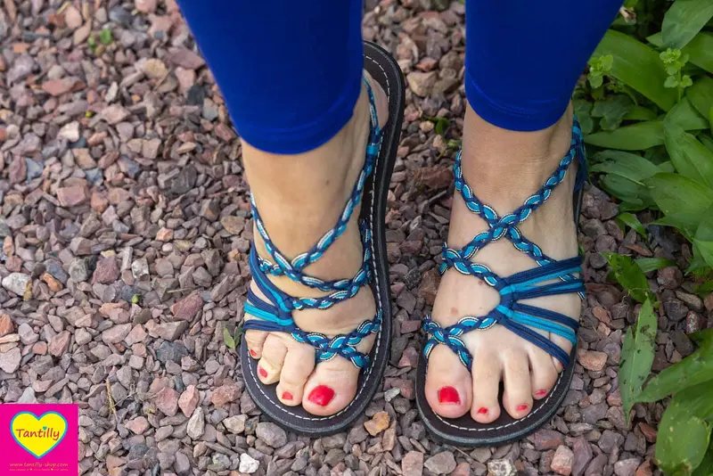 Handgemaakte Sandalen – Comfort &Stijl - blauwtinten- teenmodel
