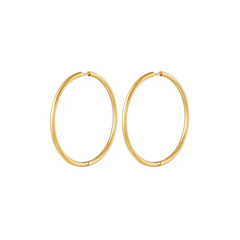 Hoops Medium Thick Oorbellen Goudkleurig