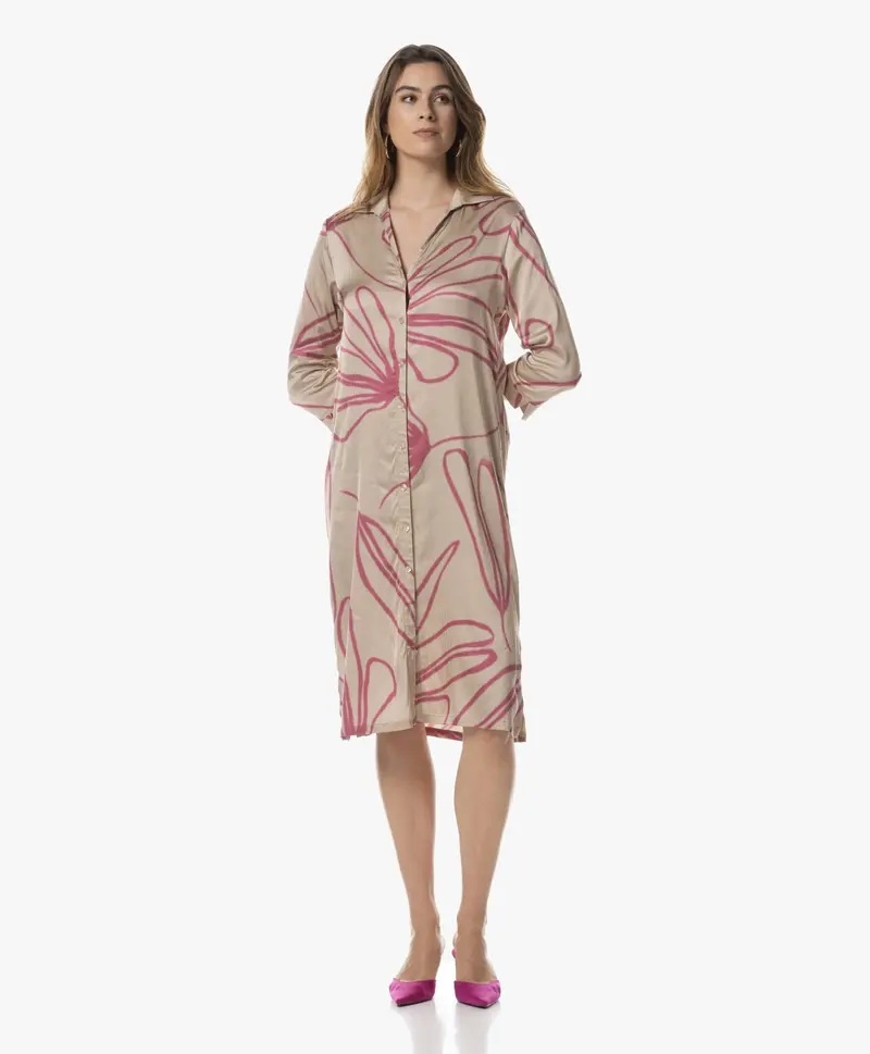 Jurk | Satin Viscose Dessin | Sawaby Dessin | pinstripe petal