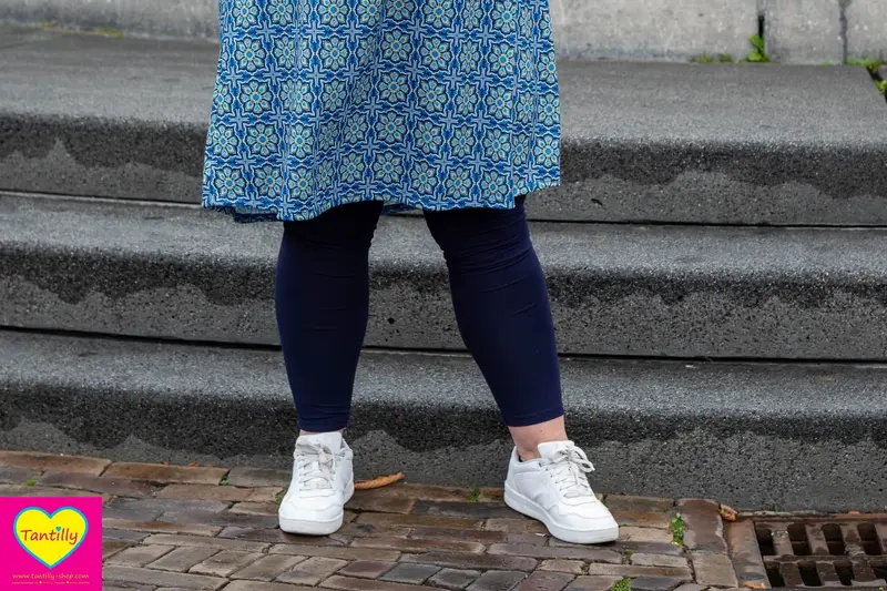 Legging donkerblauw - viscose stretch- draagcomfort en kleurplezier in één ontwerp