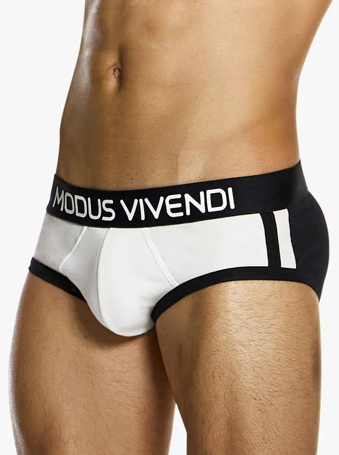 Modus Vivendi Sporty Classic Brief Black