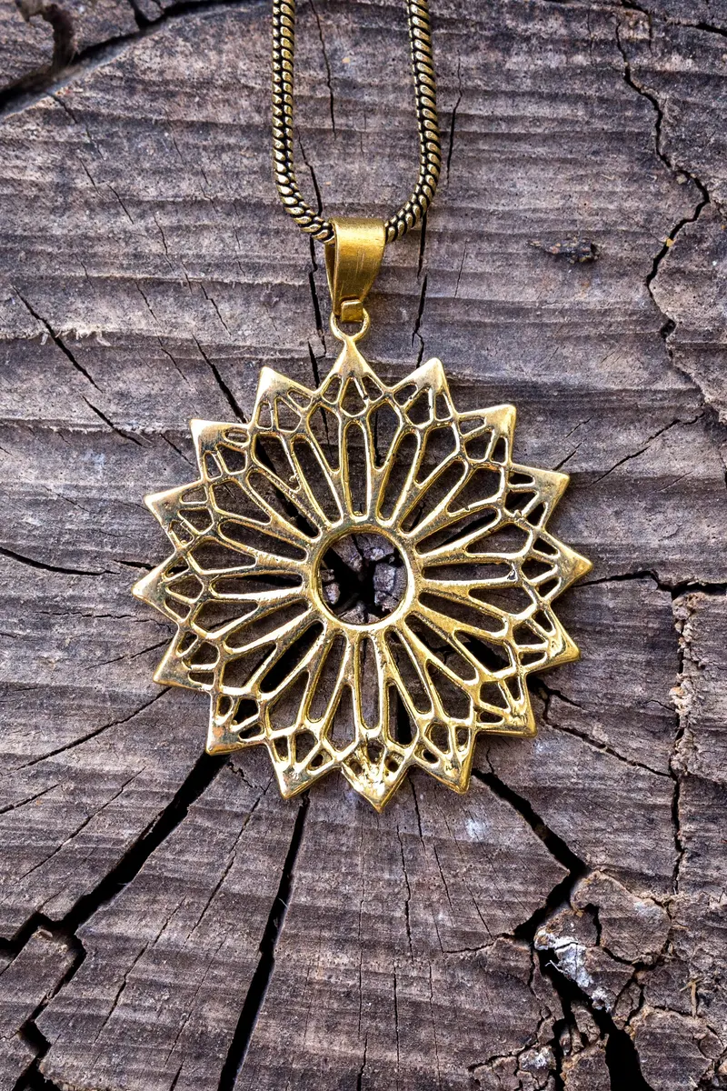 Monro star's - gold brass necklace
