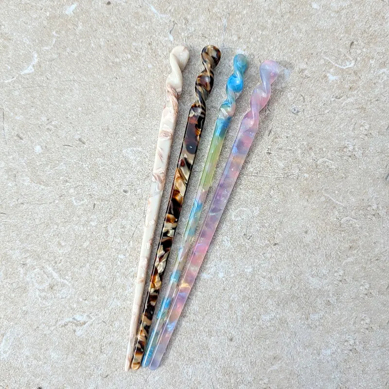 Set 4 haarsticks marble colorful