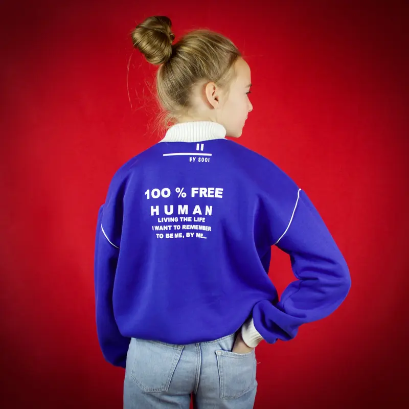SOOI SWEATER 100% FREE HUMAN