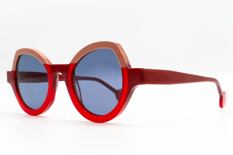 Theo Eyewear - Modernisme