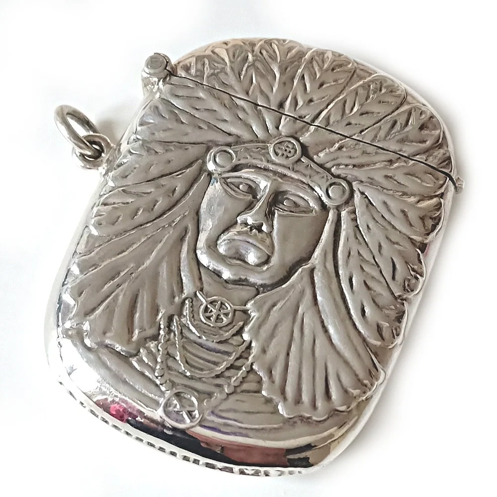 Tondeldoos indiaan zilver