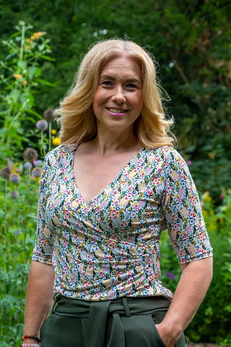 Twisted stretch wrap top- 3/4 mouw- world of birds- viscose