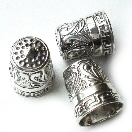 Vingerhoedje zilver