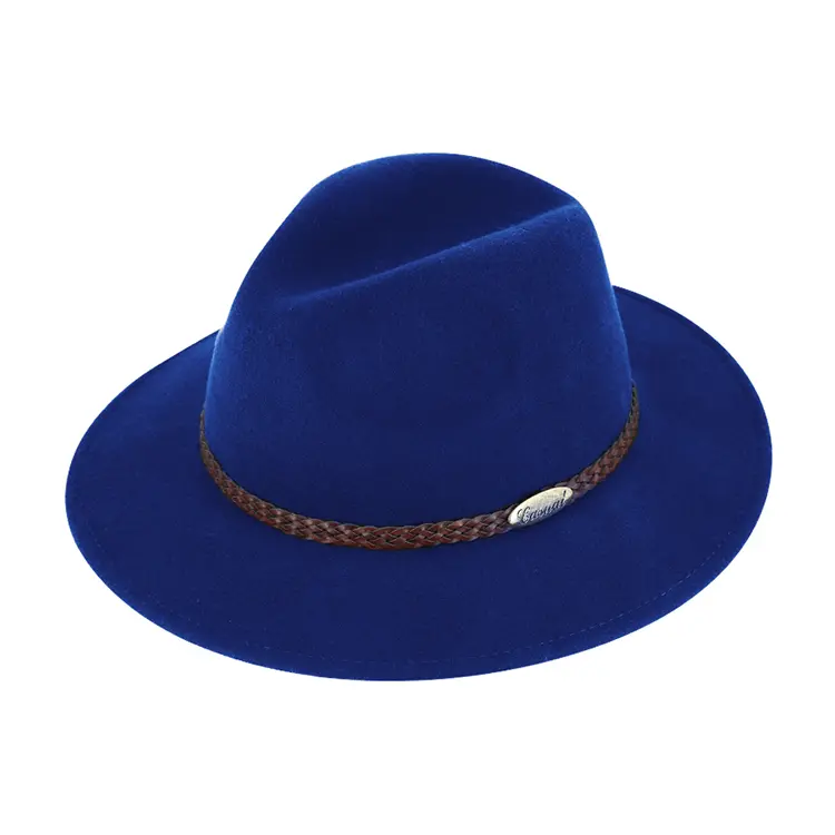 Woolfelt hat Traveller