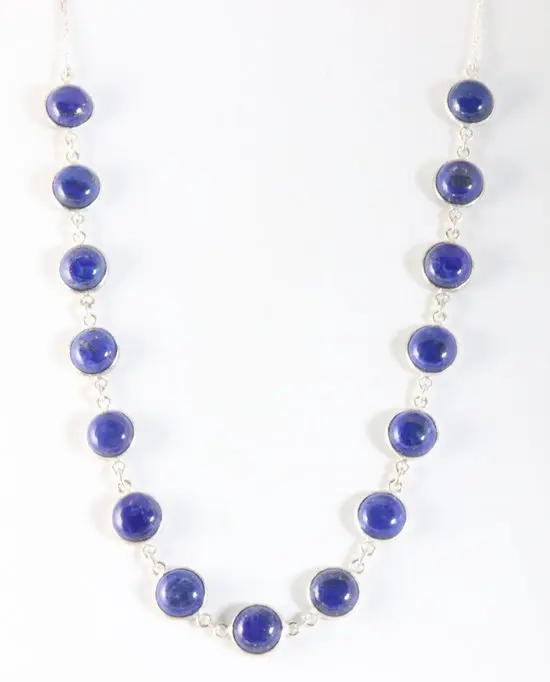 Zilveren collier met lapis lazuli
