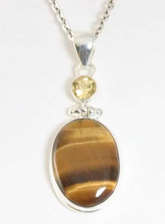 Zilveren hanger met tijgeroog en citrien aan ketting