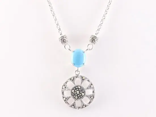 Zilveren ketting met blauwe turkoois en marcasiet